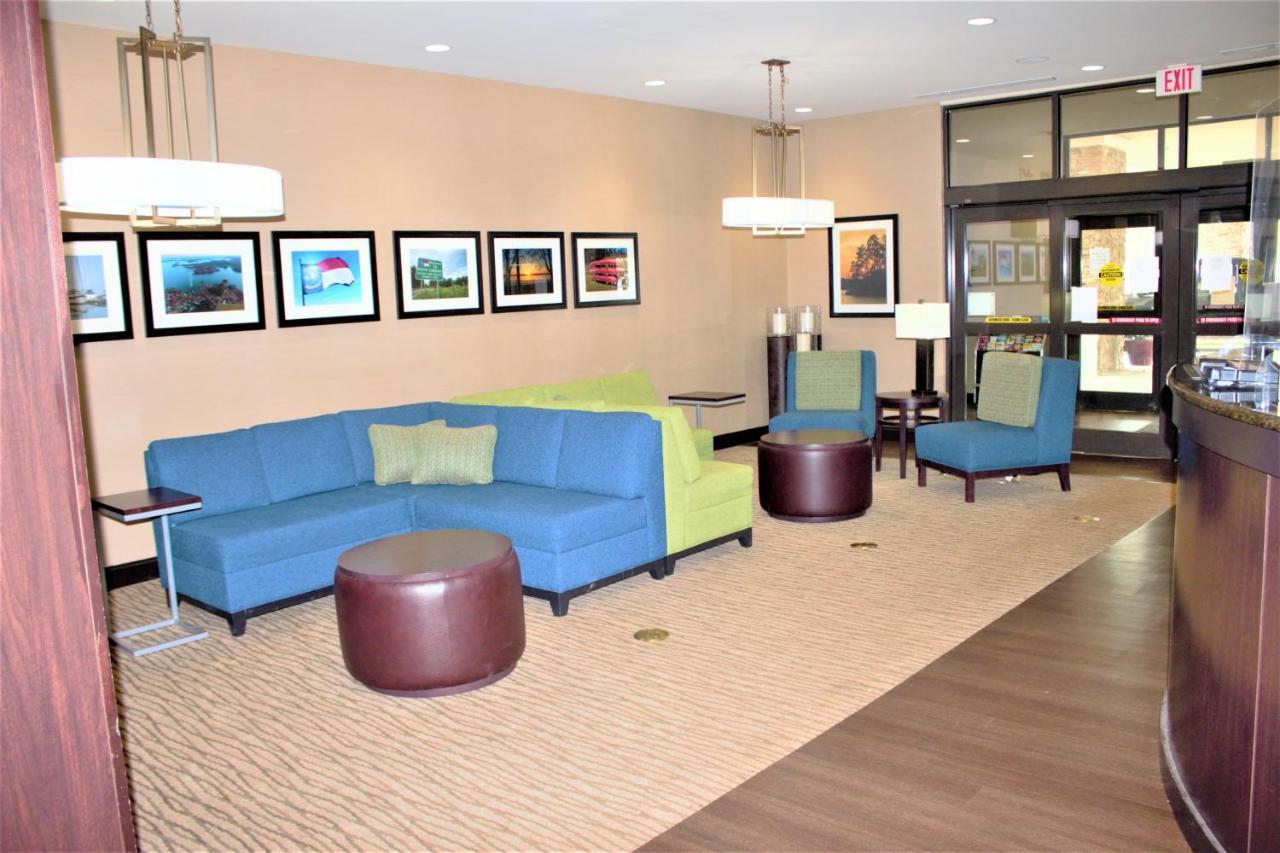 Comfort Suites Huntersville Near Lake Norman Esterno foto