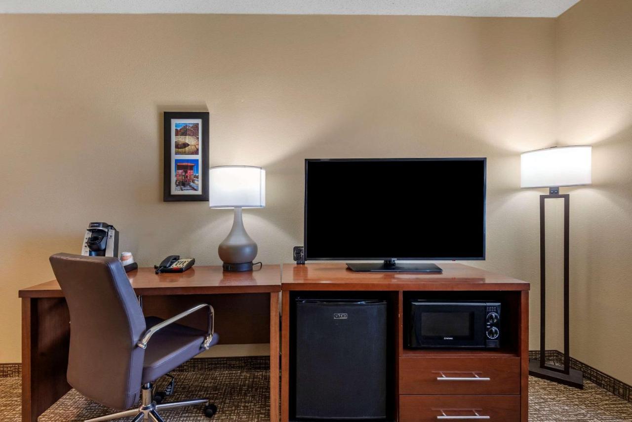 Comfort Suites Huntersville Near Lake Norman Esterno foto